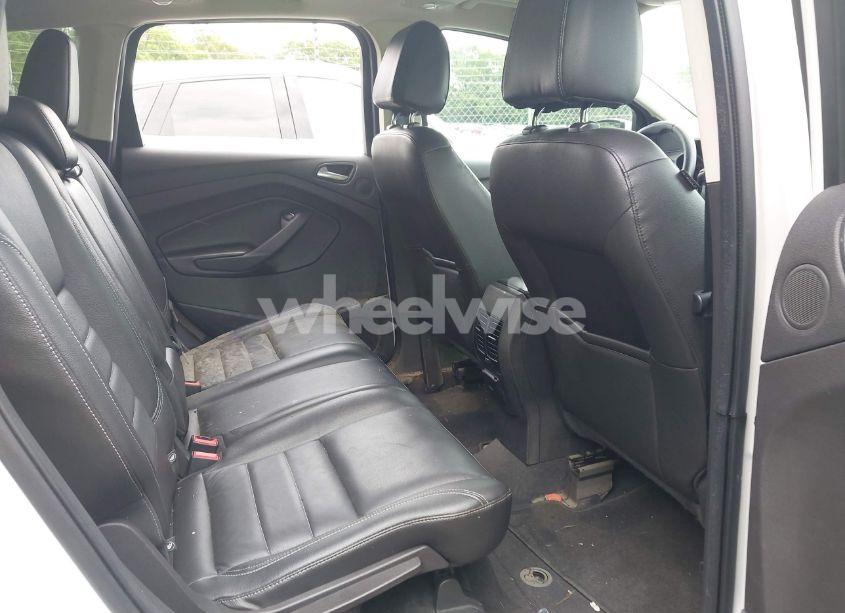 Photo 8 of 2014 Ford Escape SE (VIN 1FMCU9G9XEUD60270)