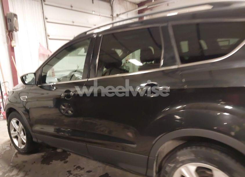 Photo 15 of 2014 Ford Escape SE (VIN 1FMCU9G9XEUD67400)