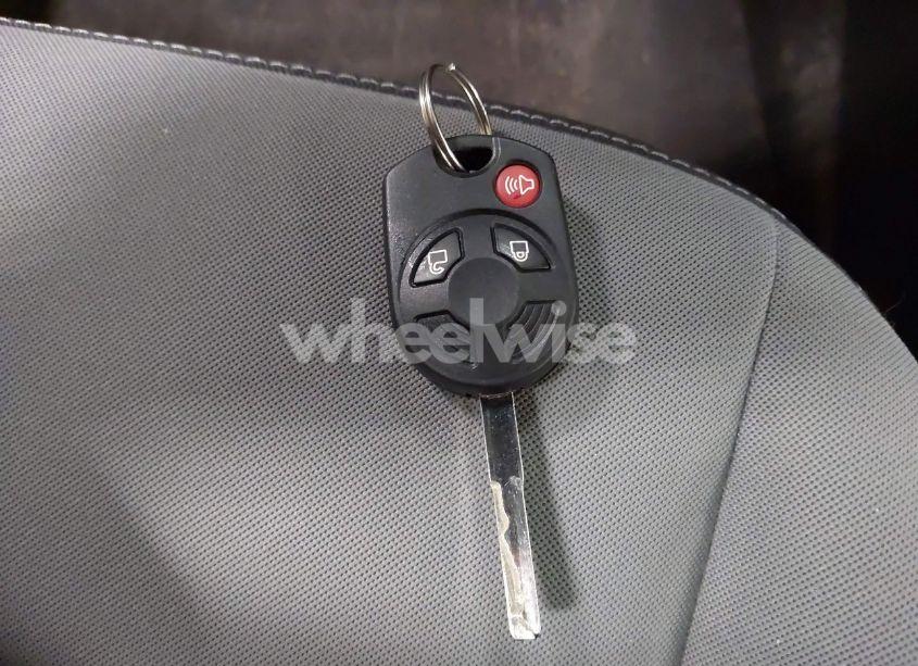 Photo 11 of 2014 Ford Escape SE (VIN 1FMCU9G9XEUD69423)