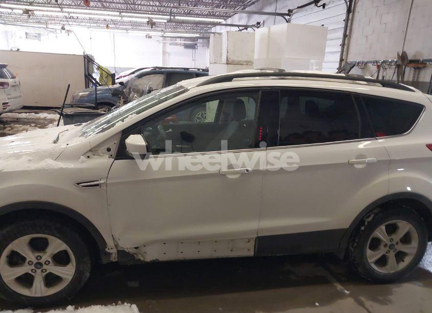 Photo 14 of 2015 Ford Escape SE (VIN 1FMCU9G9XFUA35507)