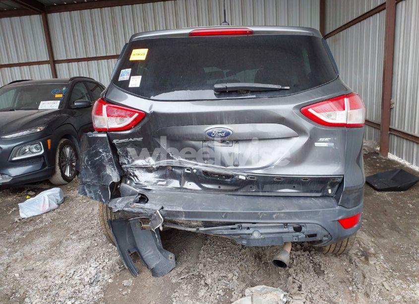 Photo 16 of 2015 Ford Escape SE (VIN 1FMCU9G9XFUA62125)