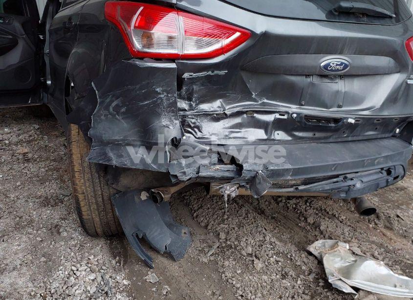 Photo 6 of 2015 Ford Escape SE (VIN 1FMCU9G9XFUA62125)