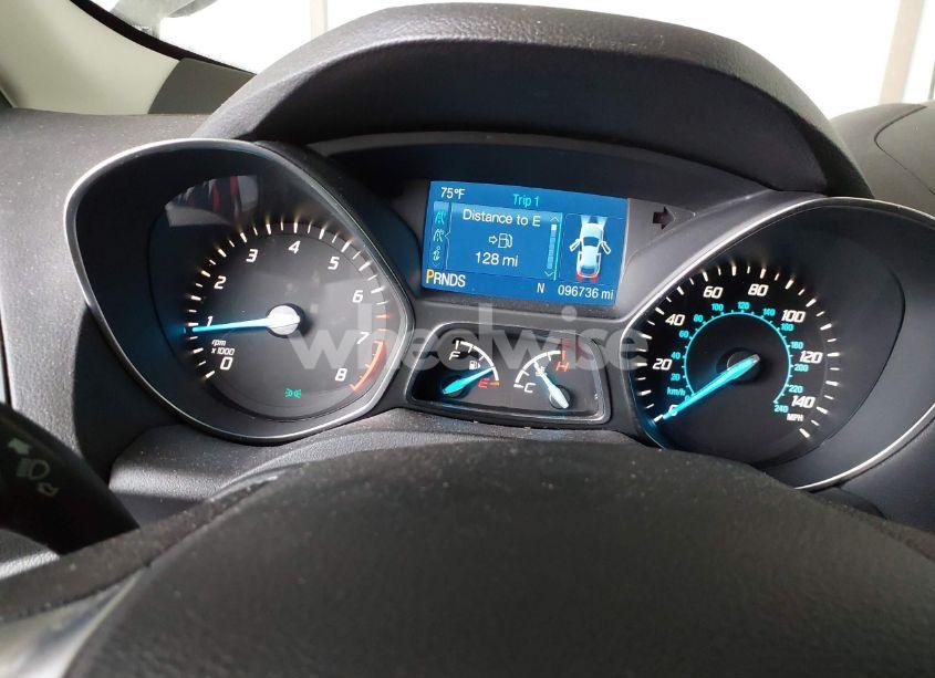 Photo 7 of 2015 Ford Escape SE (VIN 1FMCU9G9XFUA62125)