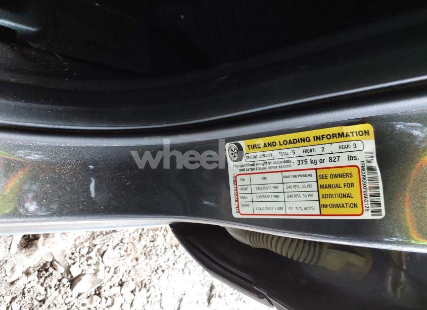 Photo 9 of 2015 Ford Escape SE (VIN 1FMCU9G9XFUA62125)