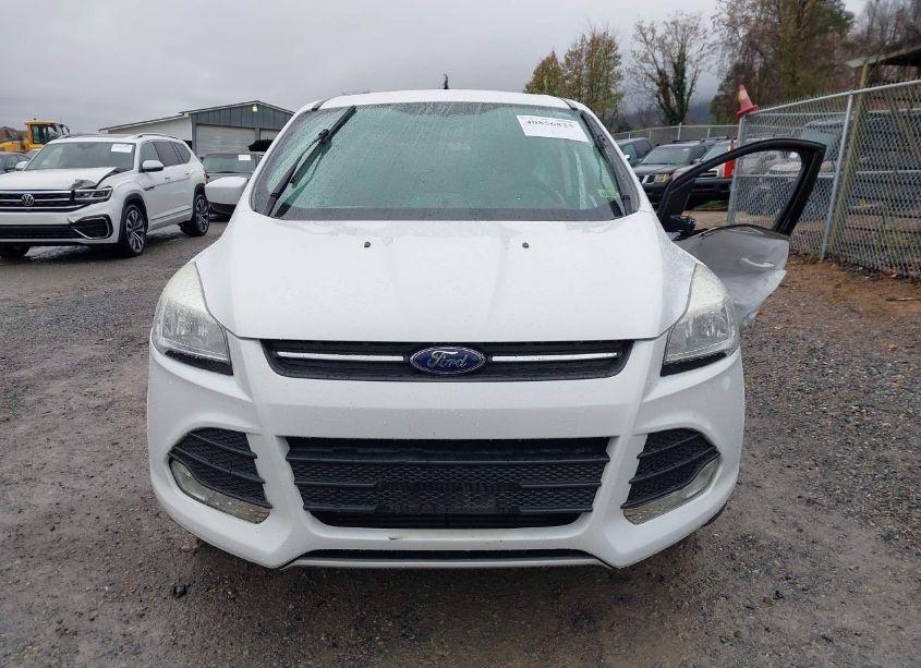 Photo 12 of 2015 Ford Escape SE (VIN 1FMCU9G9XFUA83685)