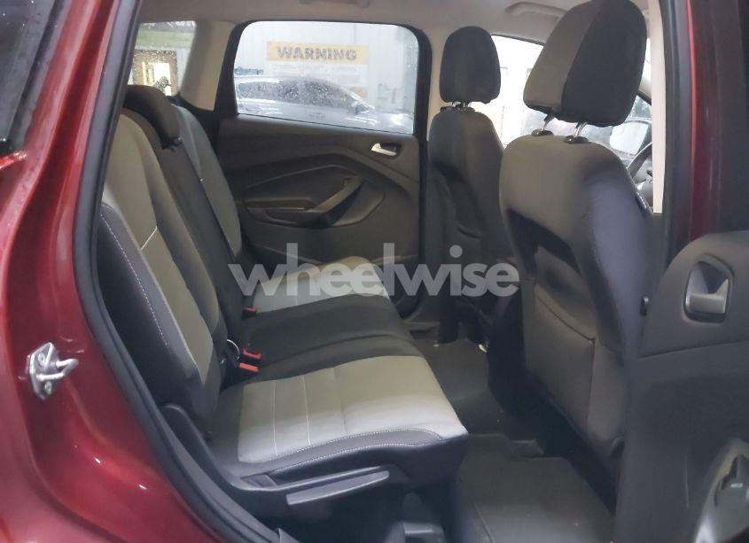 Photo 8 of 2015 Ford Escape SE (VIN 1FMCU9G9XFUB94947)