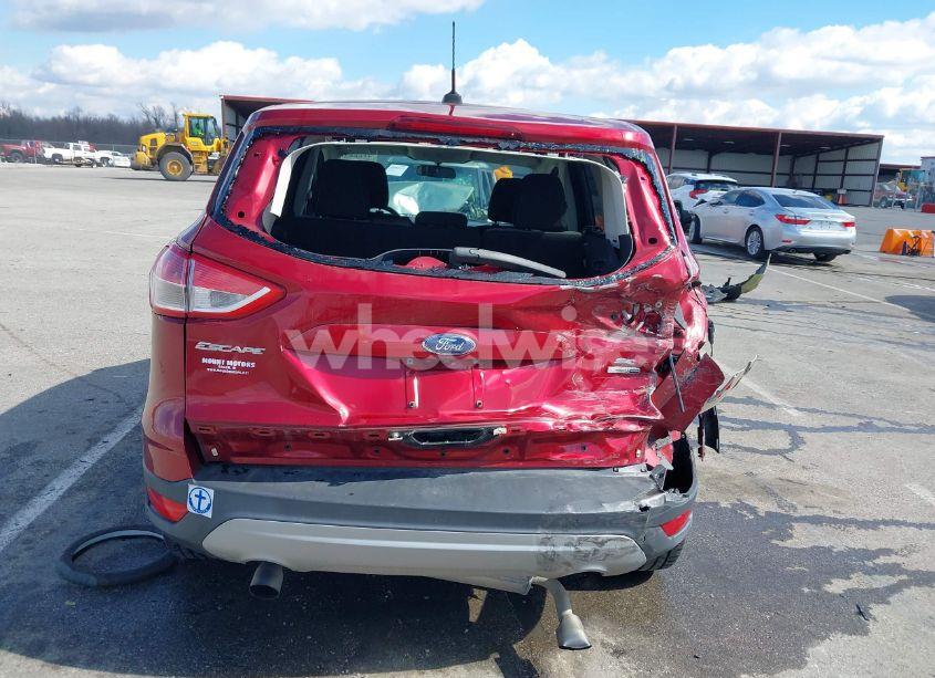 Photo 16 of 2016 Ford Escape SE (VIN 1FMCU9G9XGUA77208)