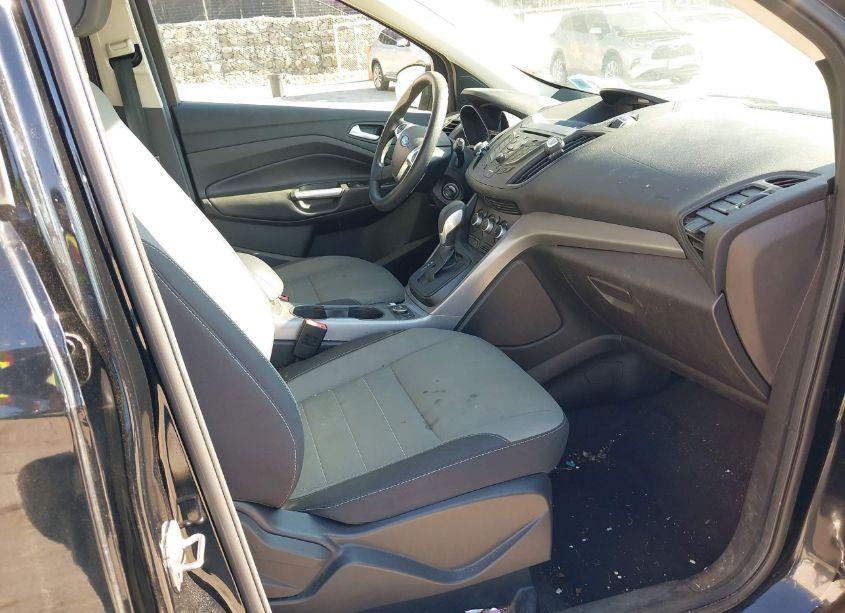 Photo 5 of 2016 Ford Escape SE (VIN 1FMCU9G9XGUB78412)