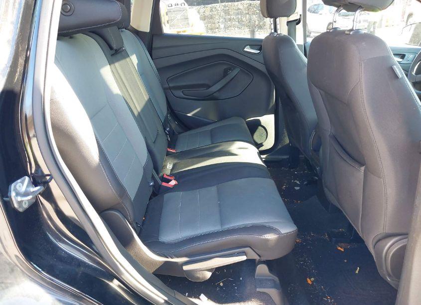 Photo 8 of 2016 Ford Escape SE (VIN 1FMCU9G9XGUB78412)