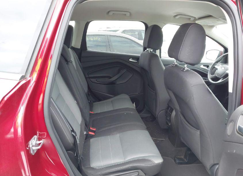 Photo 8 of 2016 Ford Escape SE (VIN 1FMCU9G9XGUC03504)