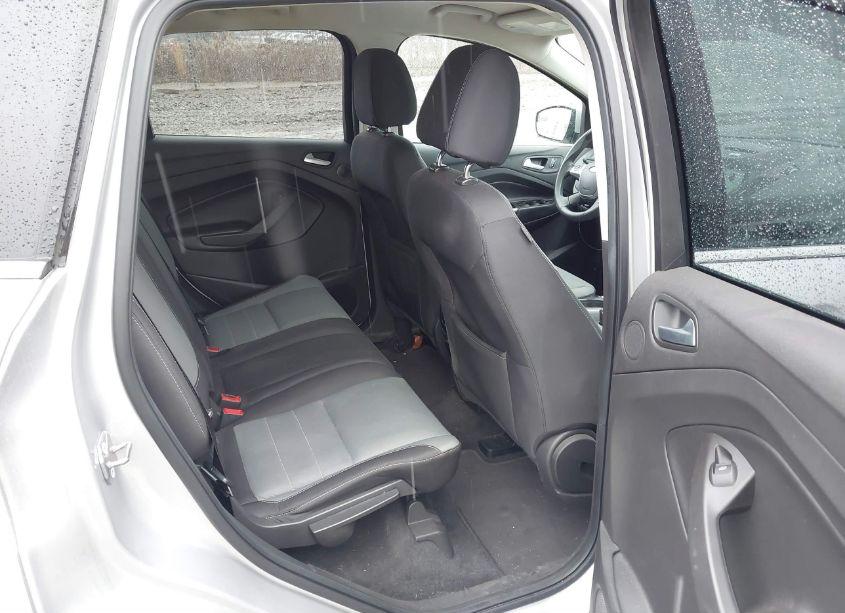 Photo 8 of 2016 Ford Escape SE (VIN 1FMCU9G9XGUC83063)