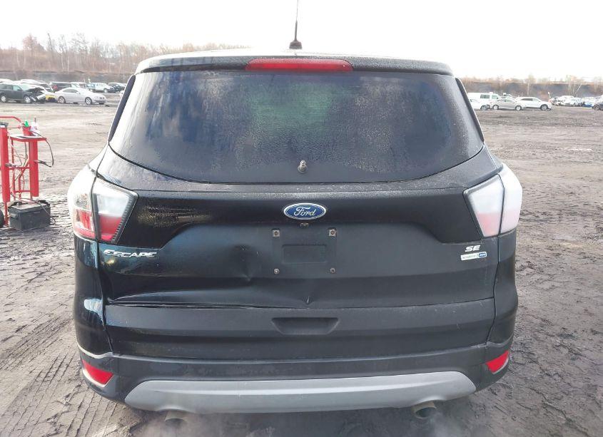 Photo 16 of 2017 Ford Escape SE (VIN 1FMCU9G9XHUA51466)