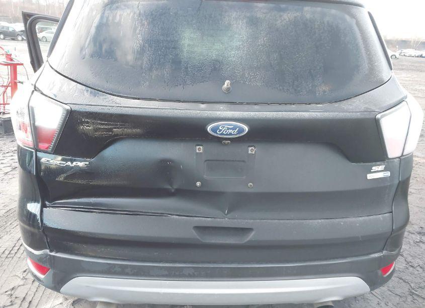Photo 6 of 2017 Ford Escape SE (VIN 1FMCU9G9XHUA51466)