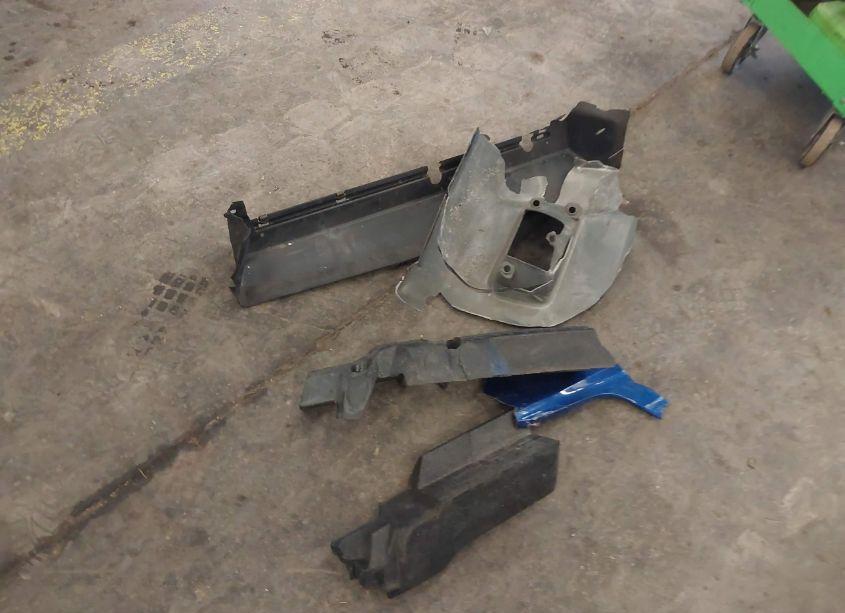 Photo 12 of 2017 Ford Escape SE (VIN 1FMCU9G9XHUA83219)