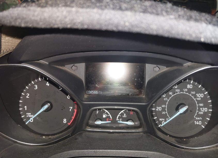 Photo 7 of 2017 Ford Escape SE (VIN 1FMCU9G9XHUA83219)