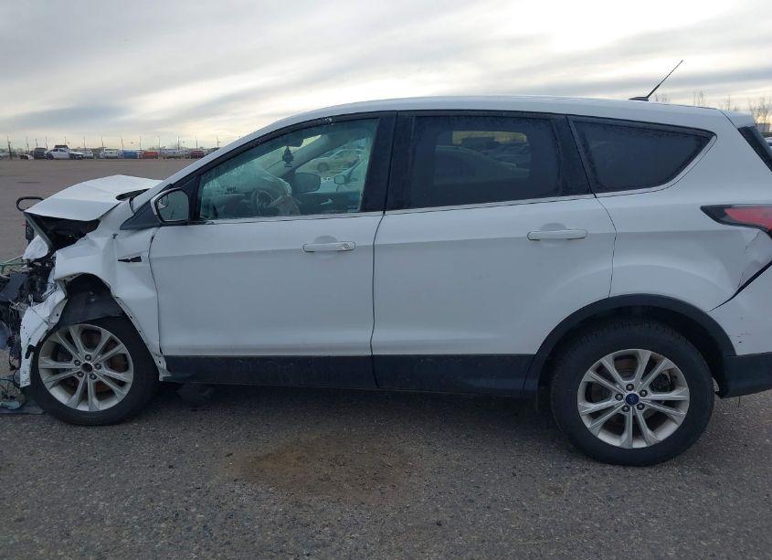 Photo 14 of 2017 Ford Escape SE (VIN 1FMCU9G9XHUA95421)