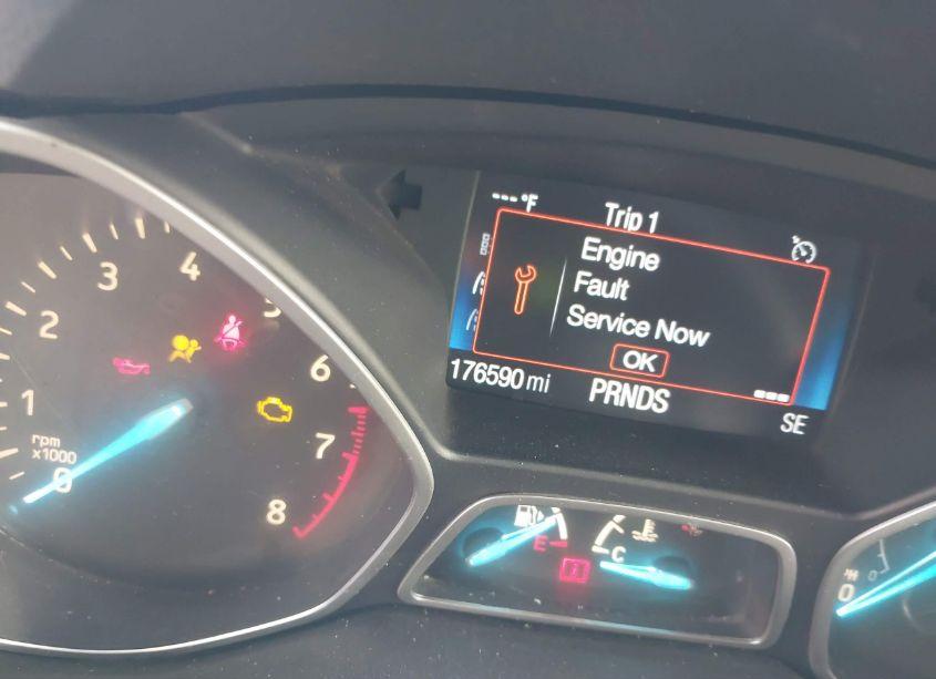 Photo 15 of 2017 Ford Escape SE (VIN 1FMCU9G9XHUA95421)