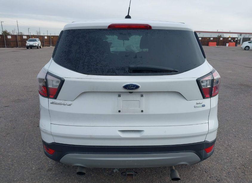 Photo 16 of 2017 Ford Escape SE (VIN 1FMCU9G9XHUA95421)
