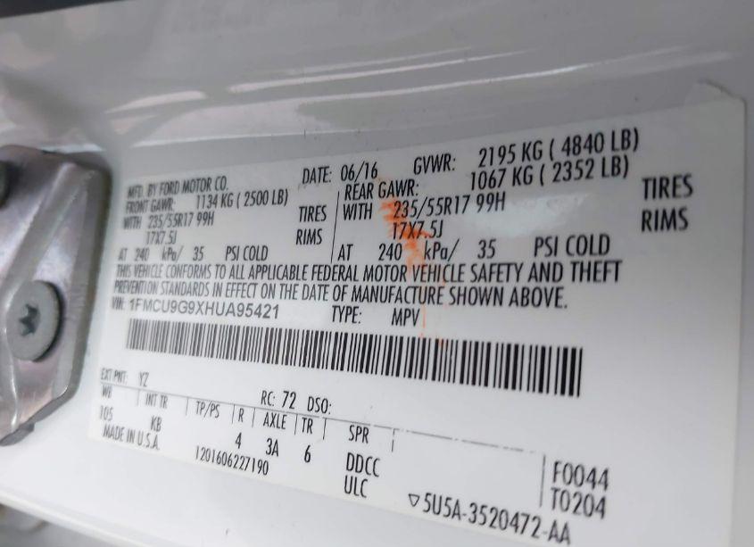 Photo 9 of 2017 Ford Escape SE (VIN 1FMCU9G9XHUA95421)