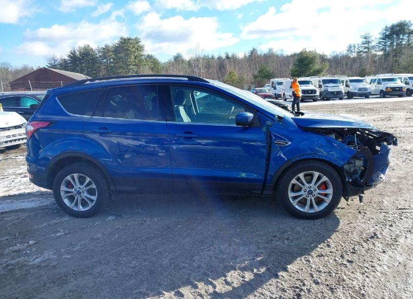 Photo 13 of 2017 Ford Escape SE (VIN 1FMCU9G9XHUB70960)