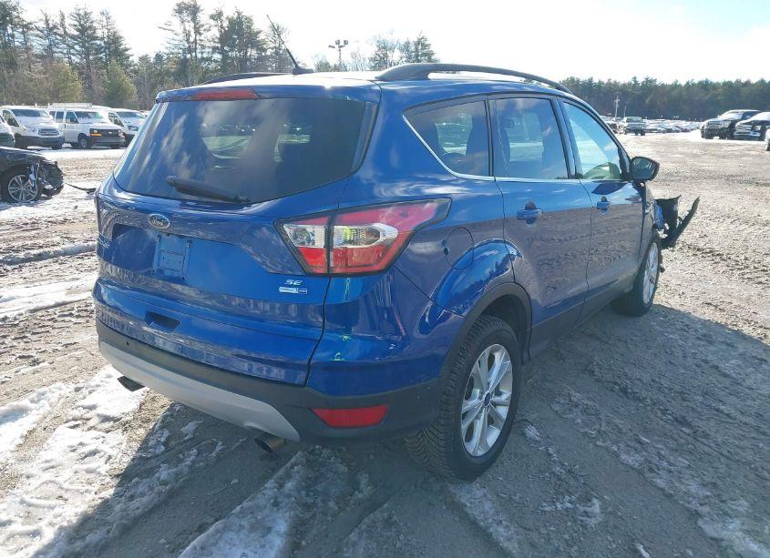 Photo 4 of 2017 Ford Escape SE (VIN 1FMCU9G9XHUB70960)