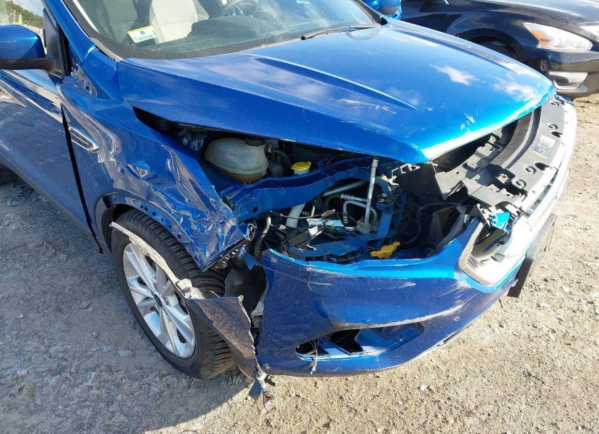 Photo 6 of 2017 Ford Escape SE (VIN 1FMCU9G9XHUB70960)