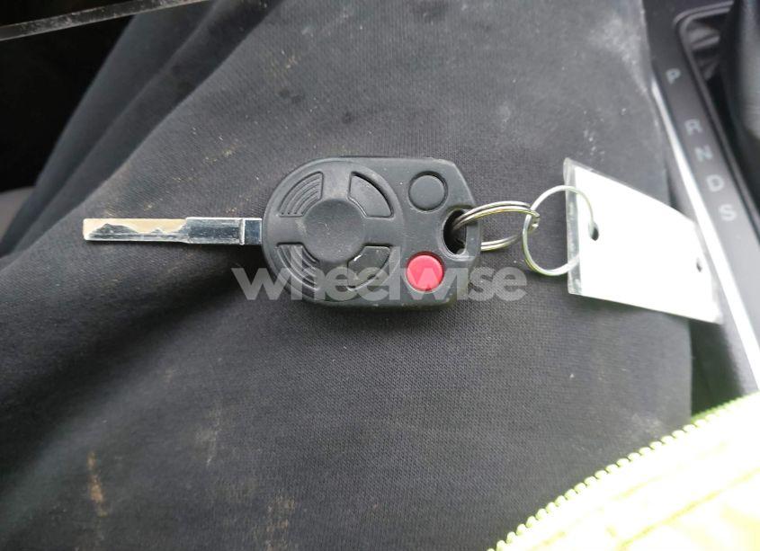 Photo 11 of 2017 Ford Escape SE (VIN 1FMCU9G9XHUB98676)