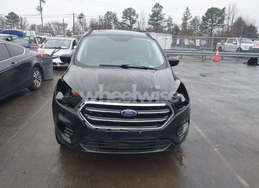 Photo 13 of 2017 Ford Escape SE (VIN 1FMCU9G9XHUB98676)