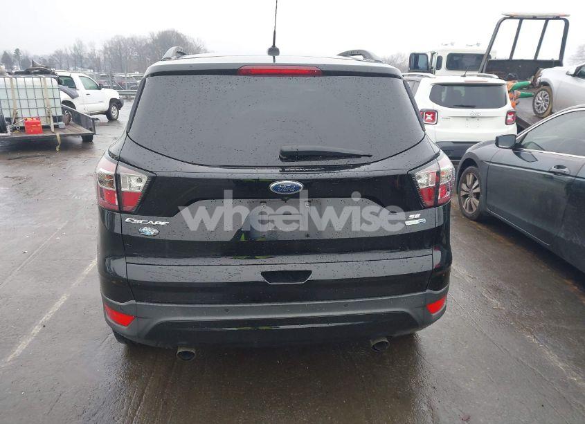 Photo 17 of 2017 Ford Escape SE (VIN 1FMCU9G9XHUB98676)