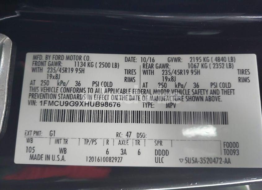 Photo 9 of 2017 Ford Escape SE (VIN 1FMCU9G9XHUB98676)