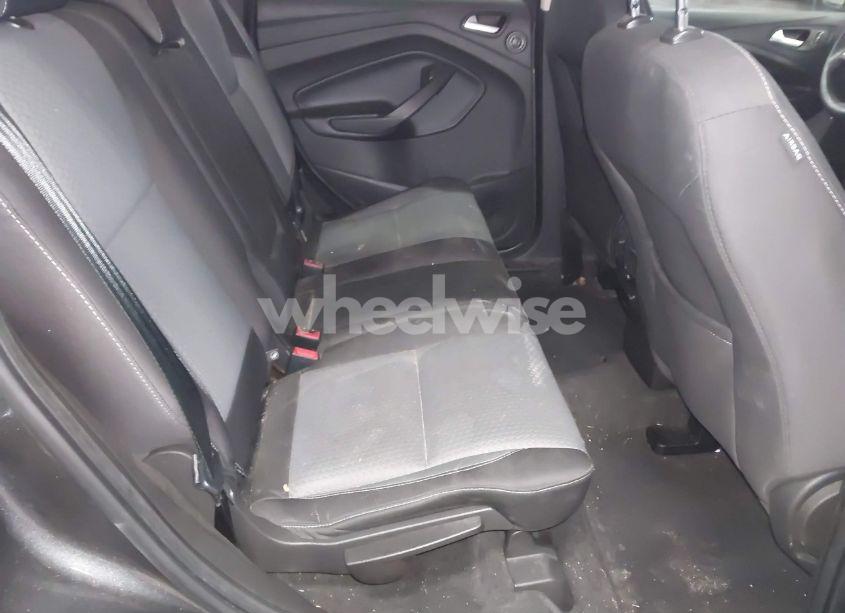 Photo 8 of 2017 Ford Escape SE (VIN 1FMCU9G9XHUC36018)