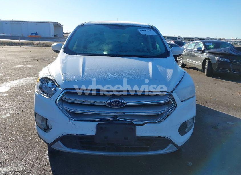Photo 12 of 2017 Ford Escape SE (VIN 1FMCU9G9XHUD37429)