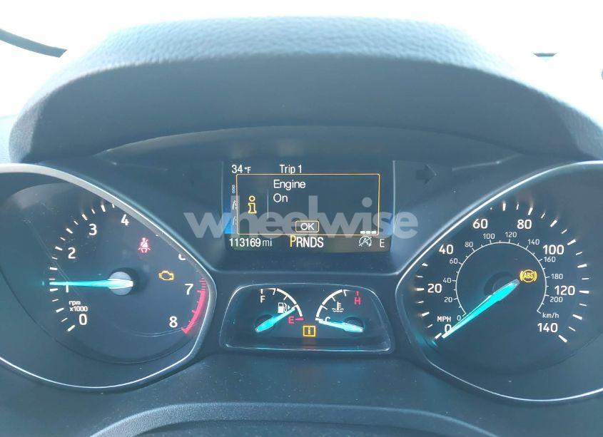 Photo 7 of 2017 Ford Escape SE (VIN 1FMCU9G9XHUD37429)