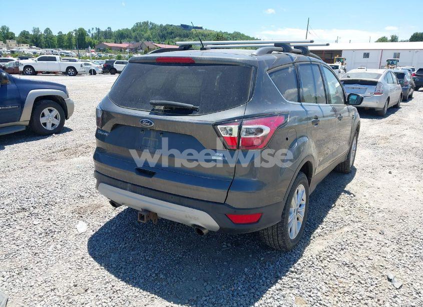 Photo 4 of 2017 Ford Escape SE (VIN 1FMCU9G9XHUD90910)