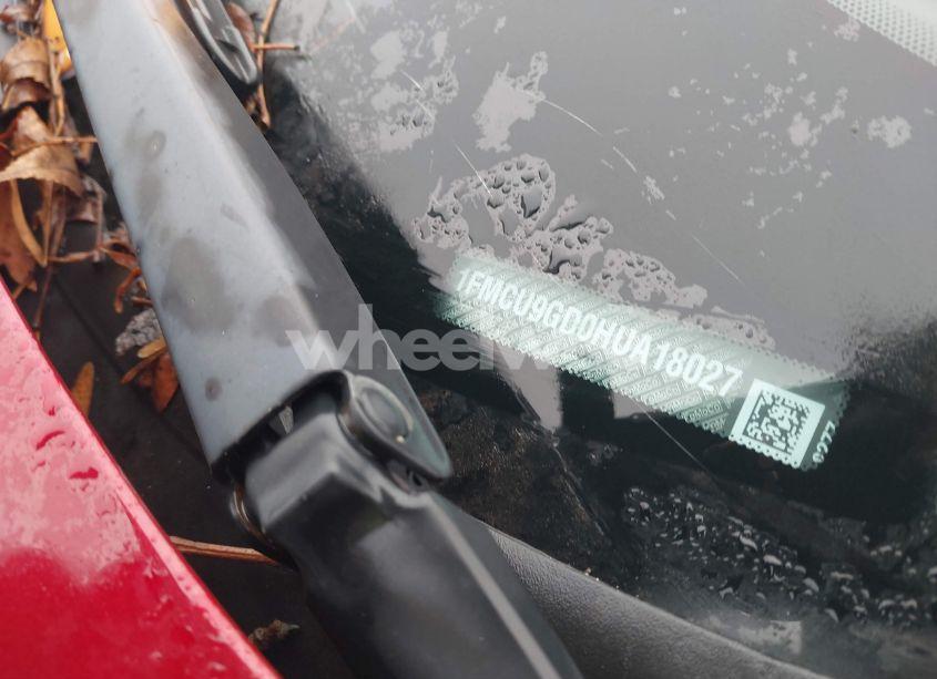 Photo 9 of 2017 Ford Escape SE (VIN 1FMCU9GD0HUA18027)