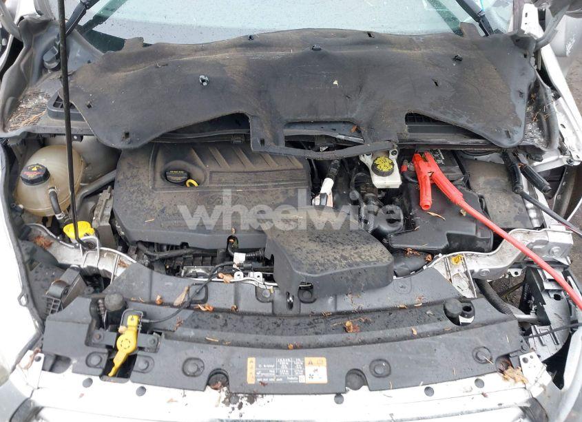 Photo 10 of 2017 Ford Escape SE (VIN 1FMCU9GD0HUA86621)