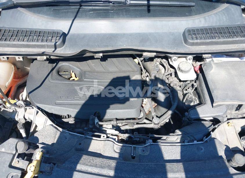 Photo 10 of 2017 Ford Escape SE (VIN 1FMCU9GD0HUB03322)