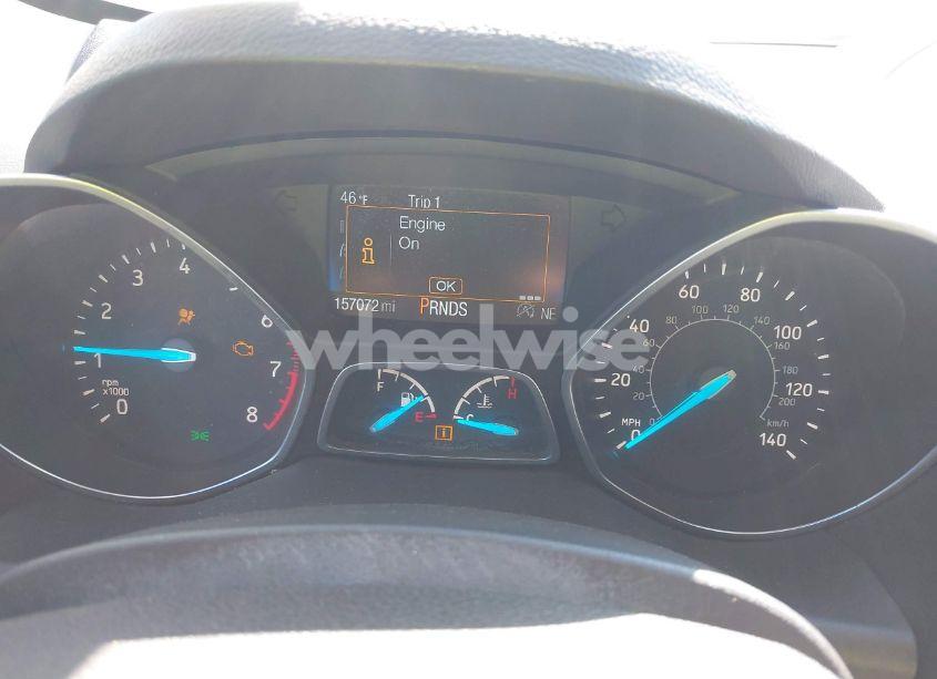 Photo 7 of 2017 Ford Escape SE (VIN 1FMCU9GD0HUB03322)