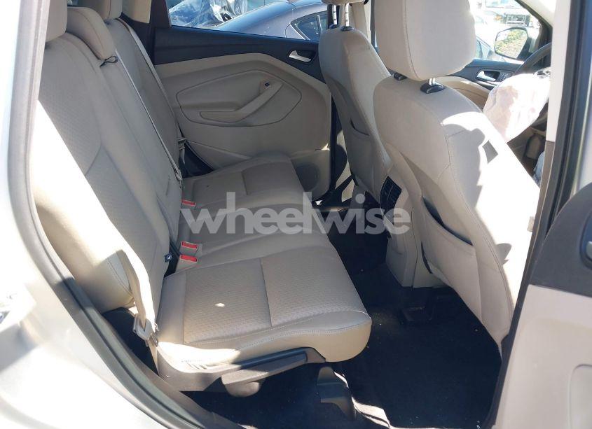 Photo 8 of 2017 Ford Escape SE (VIN 1FMCU9GD0HUB03322)