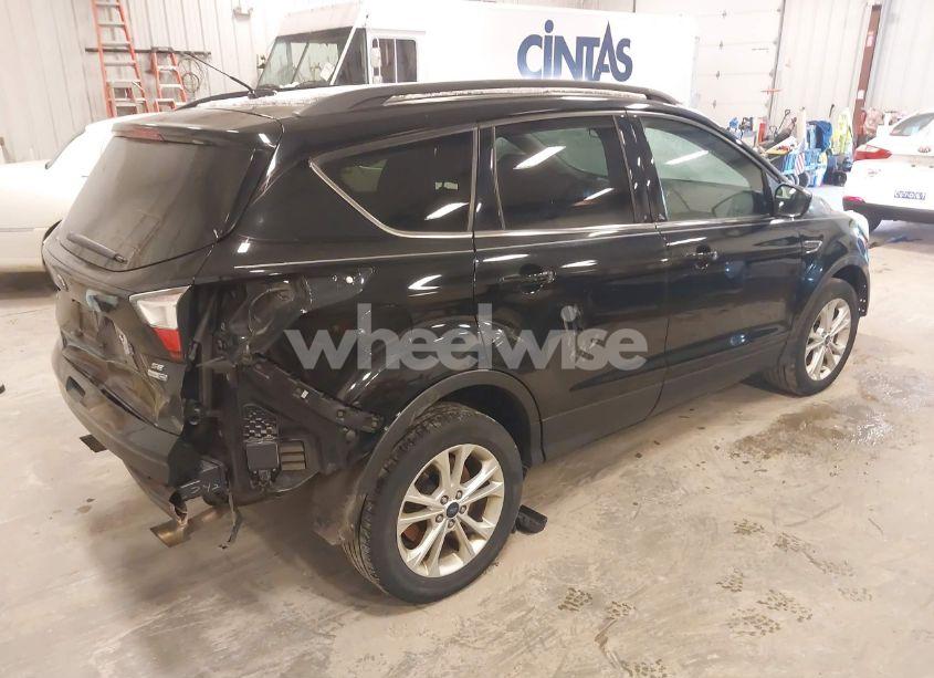 Photo 4 of 2017 Ford Escape SE (VIN 1FMCU9GD0HUB41326)