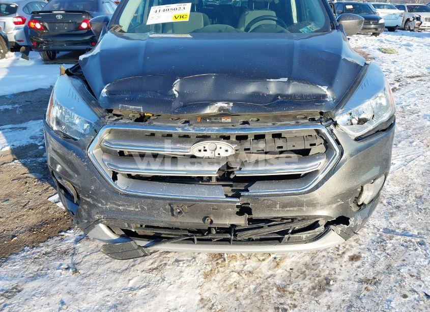 Photo 6 of 2017 Ford Escape SE (VIN 1FMCU9GD0HUB71734)