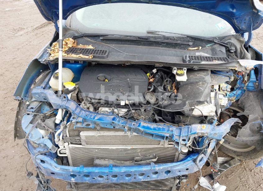 Photo 10 of 2017 Ford Escape SE (VIN 1FMCU9GD0HUC32743)