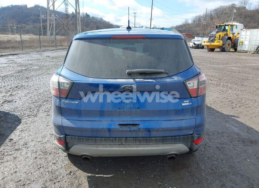 Photo 16 of 2017 Ford Escape SE (VIN 1FMCU9GD0HUC32743)