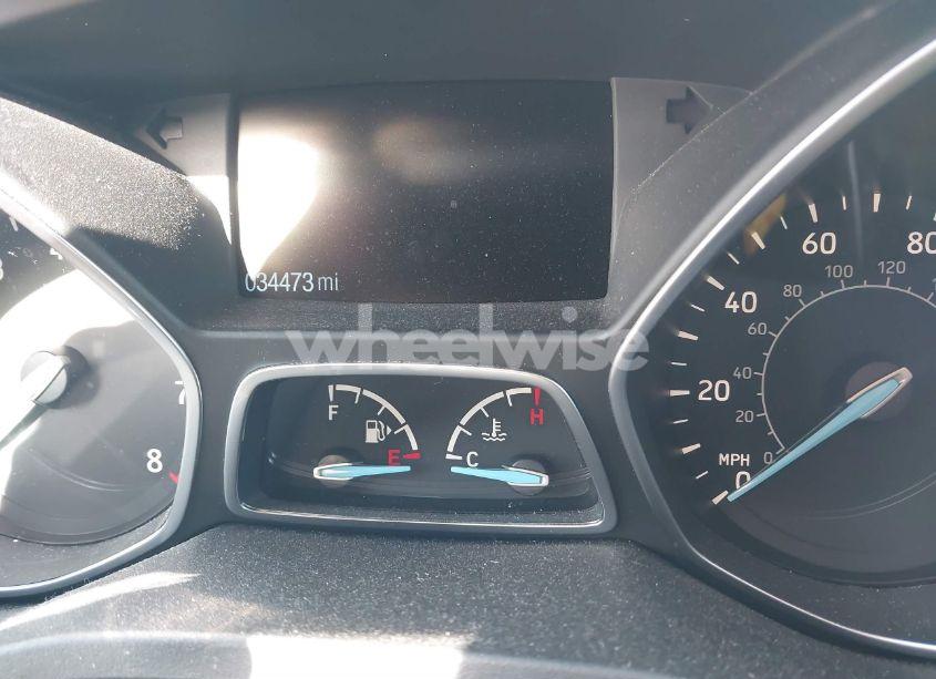 Photo 15 of 2017 Ford Escape SE (VIN 1FMCU9GD0HUC36663)