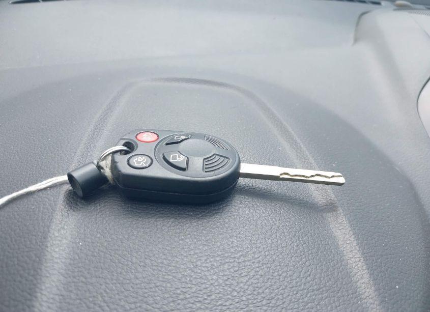 Photo 11 of 2017 Ford Escape SE (VIN 1FMCU9GD0HUC38154)