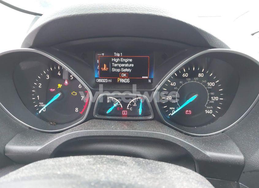 Photo 7 of 2017 Ford Escape SE (VIN 1FMCU9GD0HUC46190)