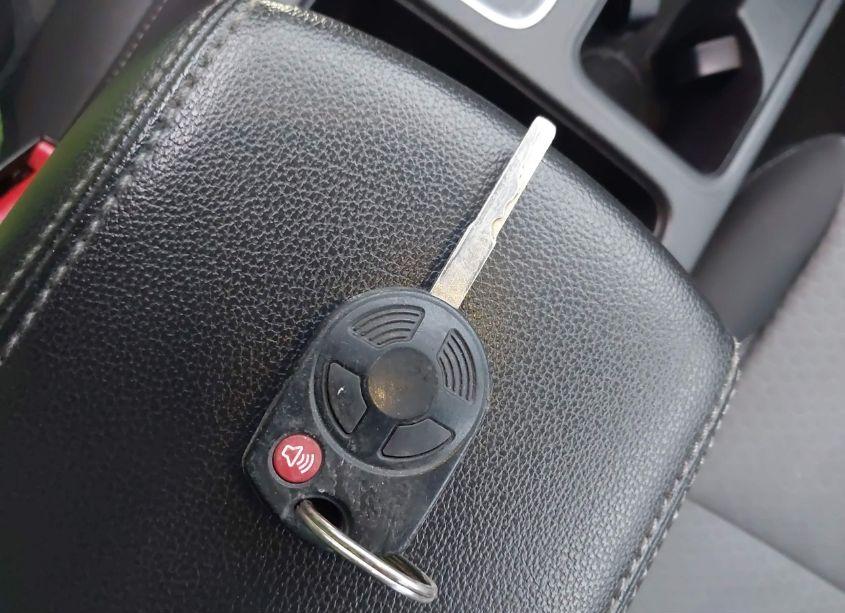 Photo 11 of 2017 Ford Escape SE (VIN 1FMCU9GD0HUD09207)