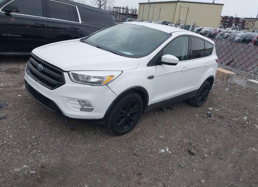 Photo 2 of 2017 Ford Escape SE (VIN 1FMCU9GD0HUD09207)