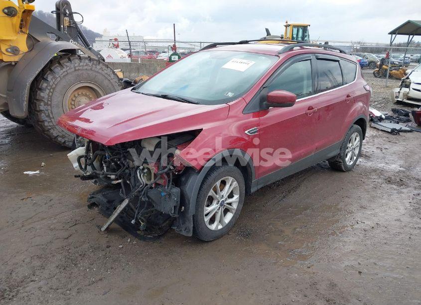 Photo 2 of 2017 Ford Escape SE (VIN 1FMCU9GD0HUD15055)