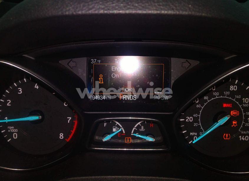 Photo 7 of 2017 Ford Escape SE (VIN 1FMCU9GD0HUD71321)
